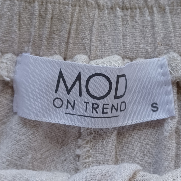 MOD On Trend Women's Linen Blend Ruffle Trim Tie Front Wrap Silhouette Skort - Picture 4 of 9